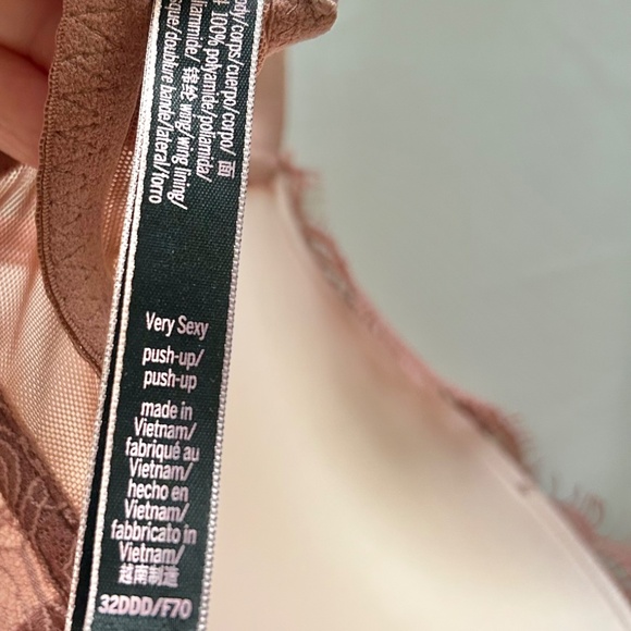 VICTORIA'S SECRET Very Sexy - Like NEW - Picture 4 of 4